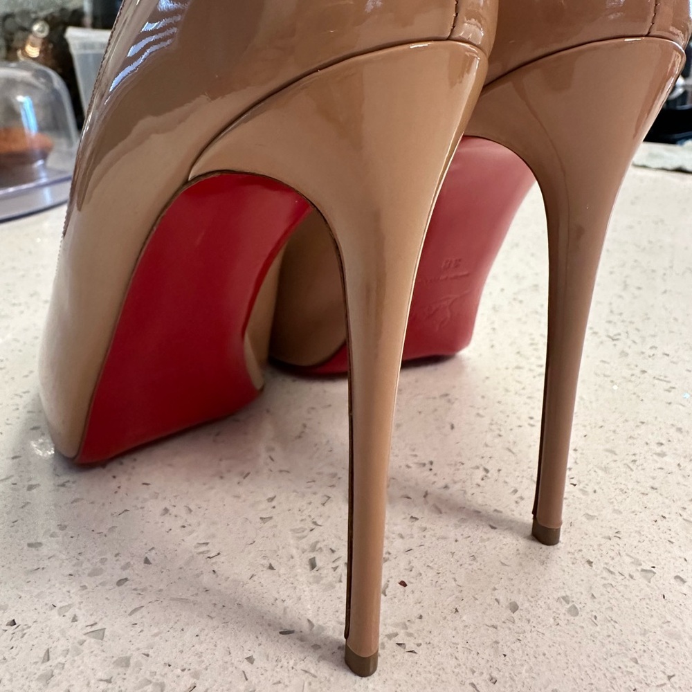 Christian Louboutin - Open Peep Toe Pump - Picture 2 of 6